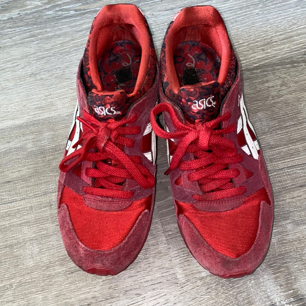 Red ASICS